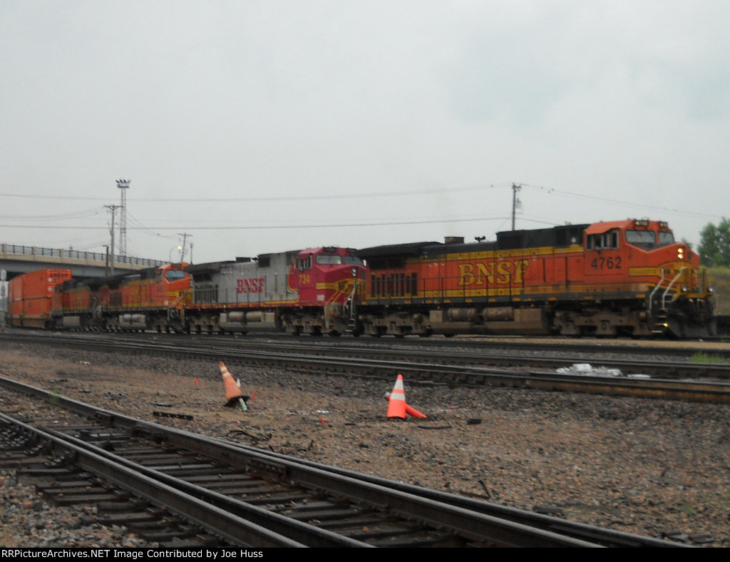 BNSF 4762 East